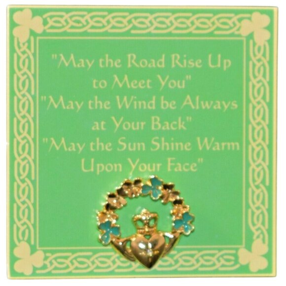 Avon Irish Claddagh Wreath Enamel Pin Badge With Gift Box 3/4" - Picture 1 of 4